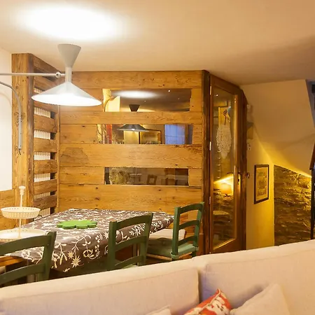 Maison Villair - クールマイユール